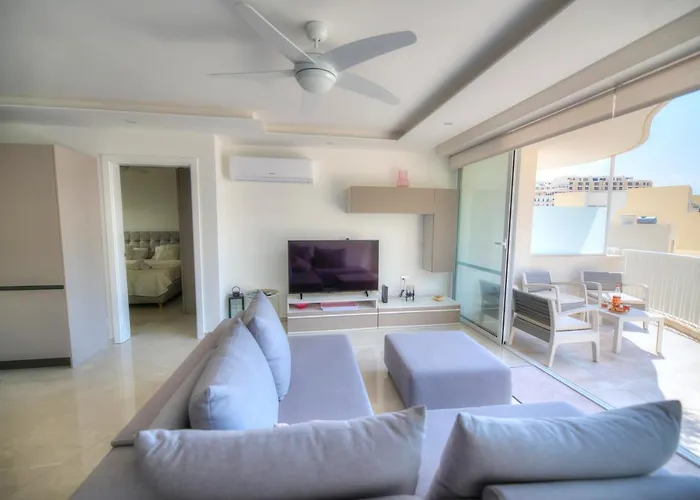 Seaside Apartment In The Heart Of Xlendi Gozo