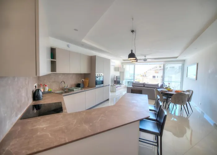 Seaside Apartment In The Heart Of Xlendi Gozo