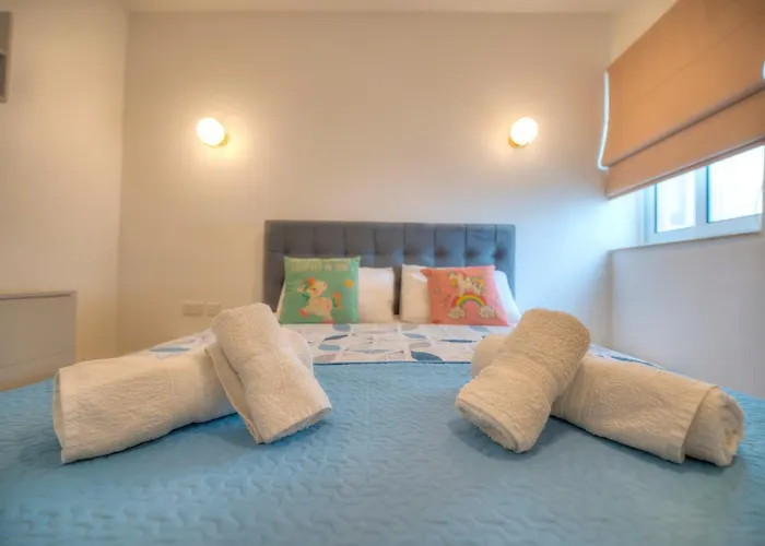 Seaside Apartment In The Heart Of Xlendi Gozo